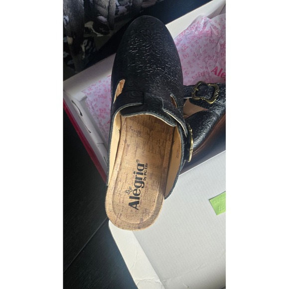 Alegria Selina Go For Baroque Clog Shoes Black Embossed Leather Women's Size 9 - Picture 3 of 4